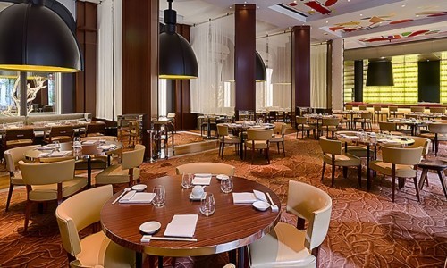 Le Royal Monceau pone la mesa del primer restaurante de Nobu Matsuhisa en Francia.