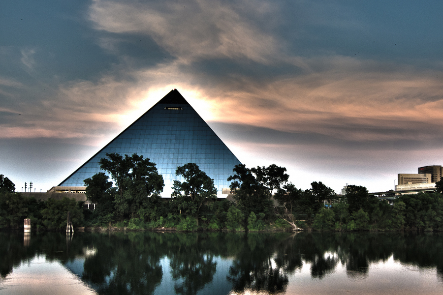 imagen 1 de Una noche en la Gran Pirámide de Memphis.