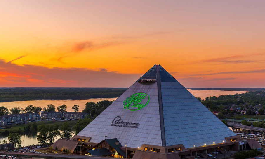imagen 2 de Una noche en la Gran Pirámide de Memphis.