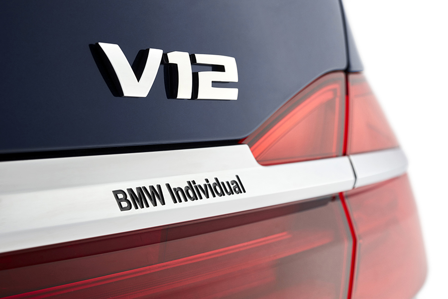 imagen 9 de BMW Individual 7 Series The Next 100 Years.