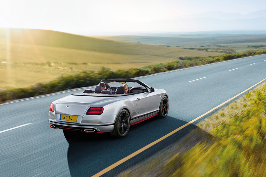 imagen 2 de El nuevo y atrevido Continental GT Speed Black Edition, la última incorporación a la familia Bentley.