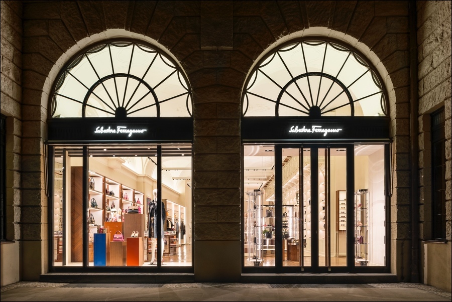 imagen 8 de La nueva flagship store de Salvatore Ferragamo: Kurfürstendamm, Berlín.