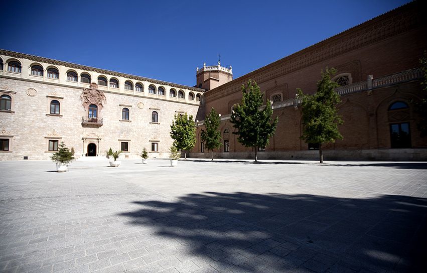 imagen 2 de Una escapada a la ciudad de Cervantes en el Día del Libro.
