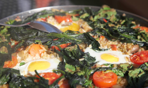 Cómo cocinar un riquísimo arroz de verduras y huevo.