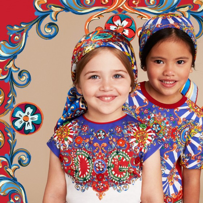 imagen 3 de Ropa llena de color y sol  para los niños Dolce &Gabbana.
