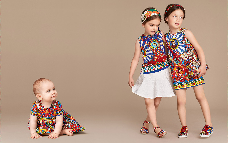 imagen 8 de Ropa llena de color y sol  para los niños Dolce &Gabbana.