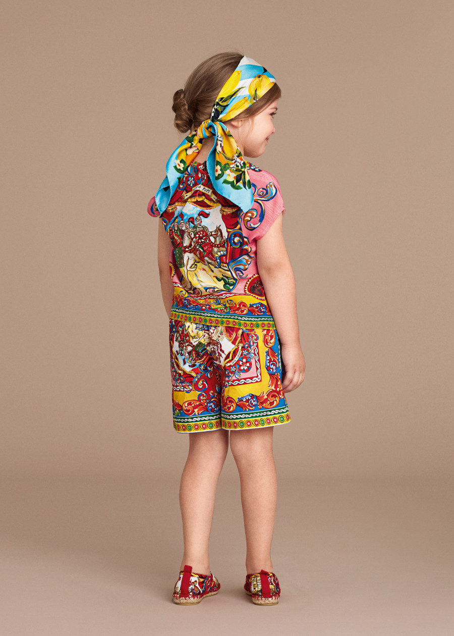 imagen 5 de Ropa llena de color y sol  para los niños Dolce &Gabbana.
