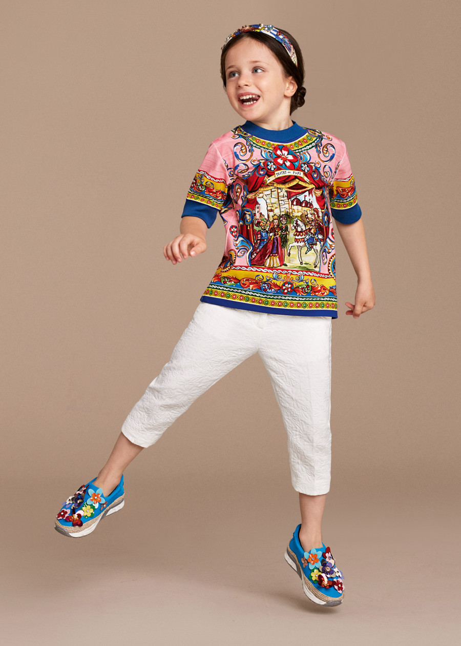imagen 4 de Ropa llena de color y sol  para los niños Dolce &Gabbana.