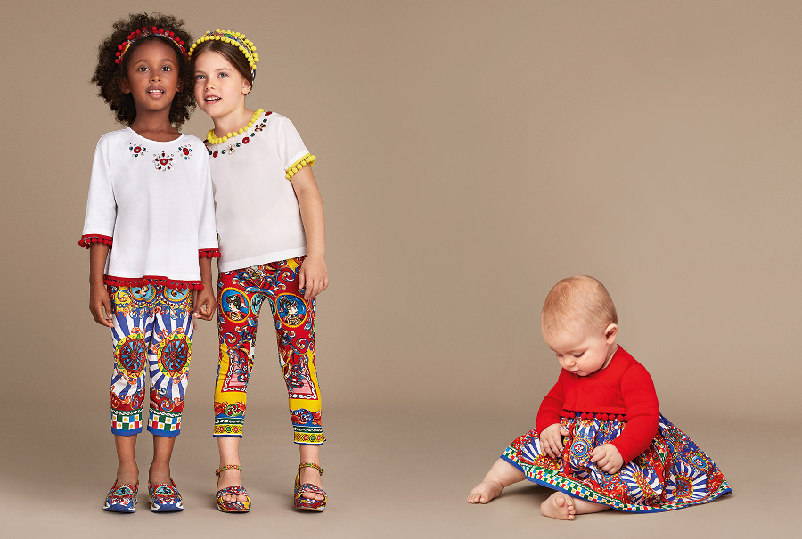 imagen 7 de Ropa llena de color y sol  para los niños Dolce &Gabbana.