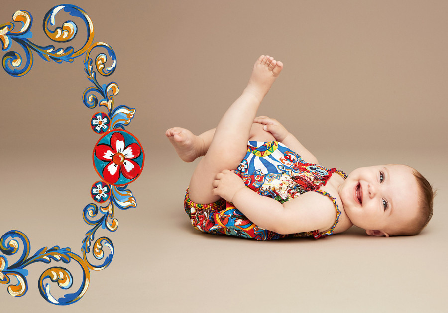 imagen 9 de Ropa llena de color y sol  para los niños Dolce &Gabbana.