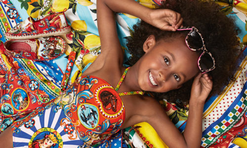 Ropa llena de color y sol  para los niños Dolce &Gabbana.
