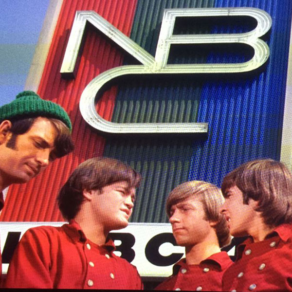 imagen 9 de Vuelve el pop más colorido y televisivo con un nuevo disco de The Monkees.