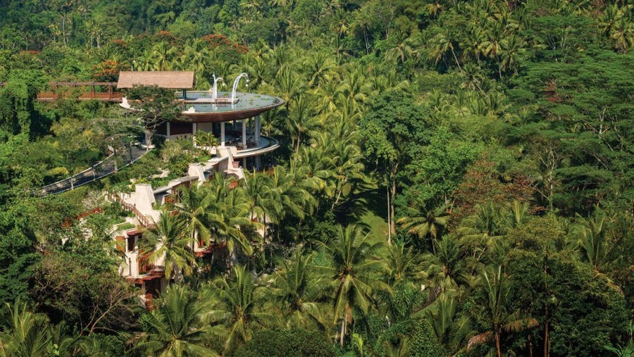 imagen 20 de Uno de los hoteles más espectaculares del mundo está en una granja balinesa.