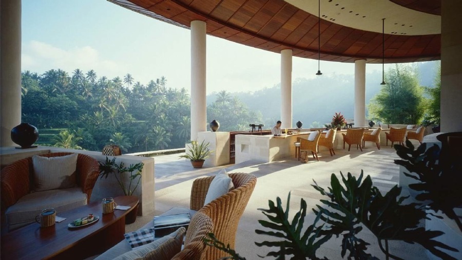 imagen 15 de Uno de los hoteles más espectaculares del mundo está en una granja balinesa.
