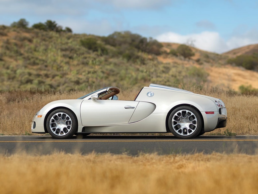 imagen 5 de A subasta un Bugatti Veyron Grand Sport único en el mundo.