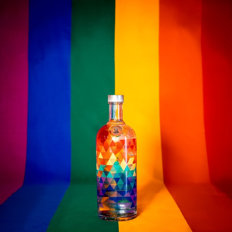 imagen 6 de Absolut LGTB, la última edición limitada de la botella de vodka más coqueta.