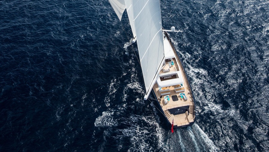 imagen 4 de El velero más espectacular para unas vacaciones en el Mediterráneo.