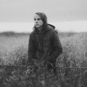 Decadente y embriagadoramente nostálgica la música de Andy Shauf.