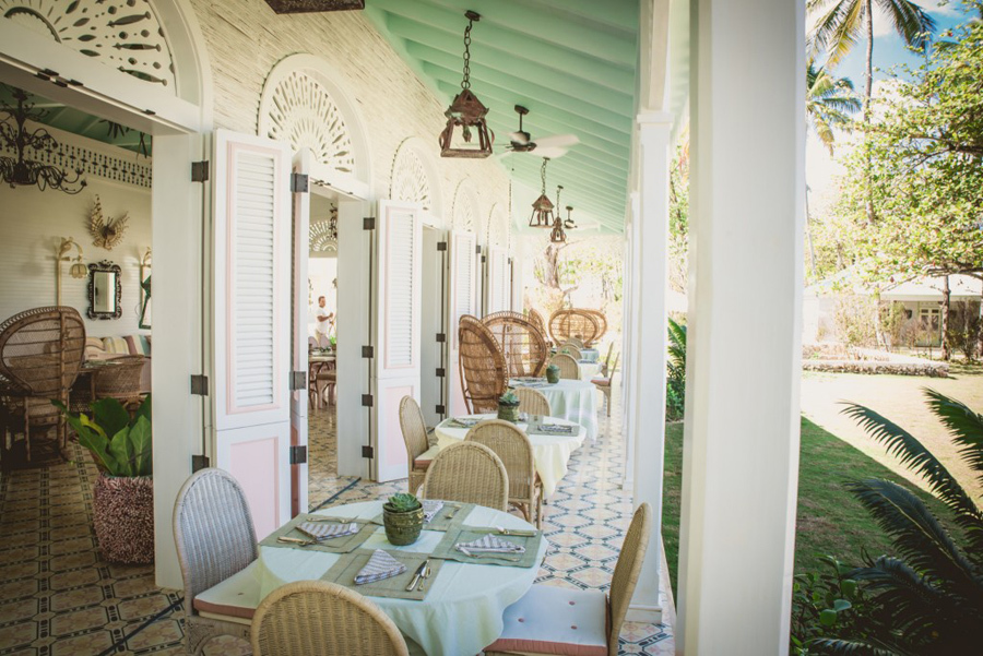 imagen 6 de Un hotel de diseño y belleza vintage entre palmeras y arenas doradas, en República Dominicana.