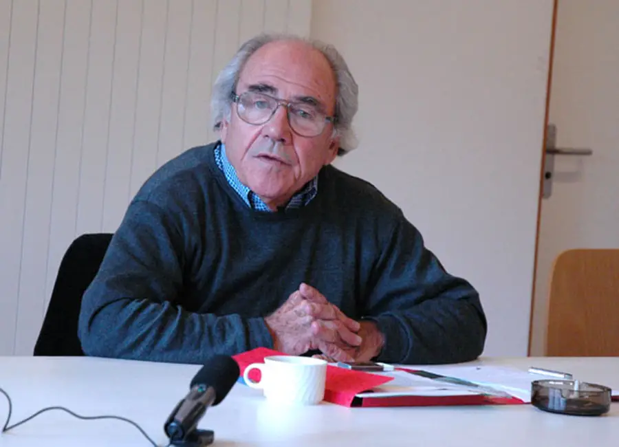 Con la instantaneidad de la información, ya no queda tiempo para la historia.