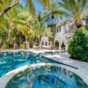 Así es la casa de Lenny Kravitz en Miami que se vende por 25 millones de dólares.