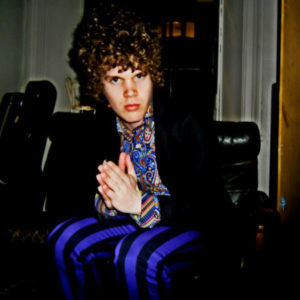 Ya está aquí el verano y Wesley Fuller lo anuncia con su nueva canción.