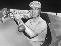 Alberto Ascari, el hombre que no aparentaba ser el mejor piloto italiano de todos los tiempos.