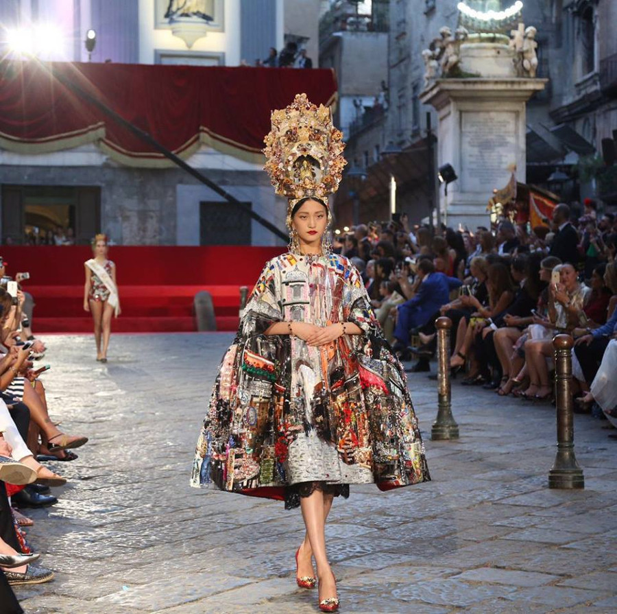 imagen 5 de Dolce y Gabbana: Desfile de Alta Costura en Nápoles.