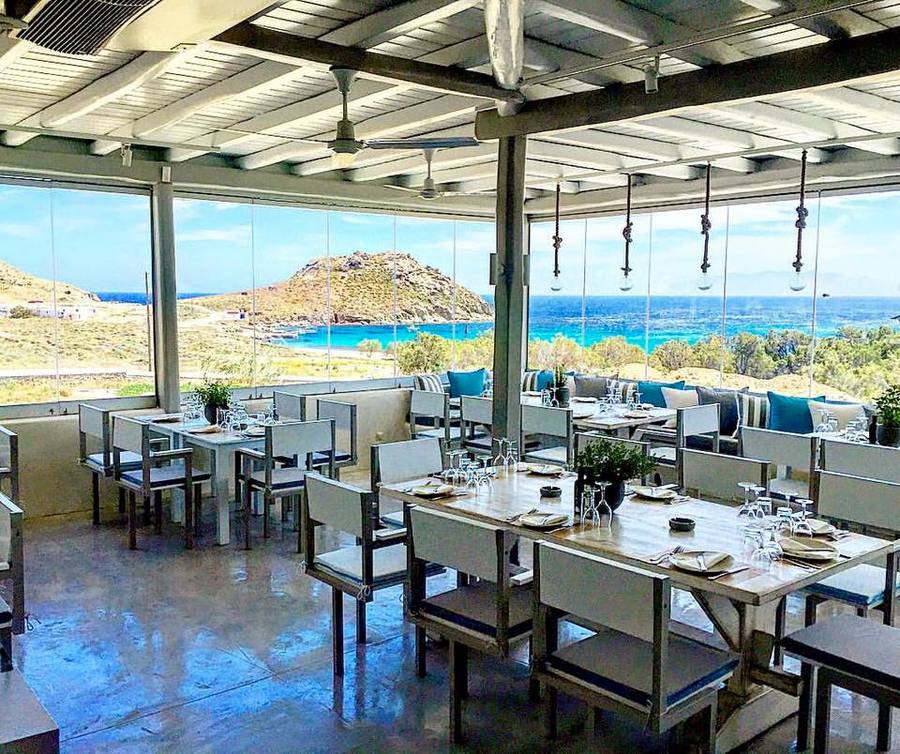 imagen 3 de Nesaea, un restaurante para comer como un griego en Mykonos.