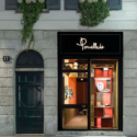 Pomellato abre boutique en la exclusiva Vía Montenapoleone de Milán.