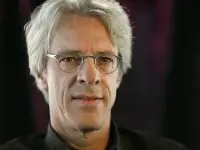 Stewart Copeland, el maestro del ritmo sincopado.