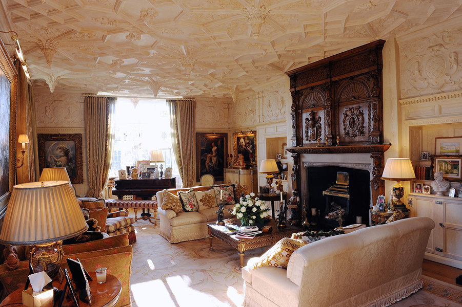 imagen 8 de Así es la mansión de Essex que ha puesto a la venta Rod Stewart.