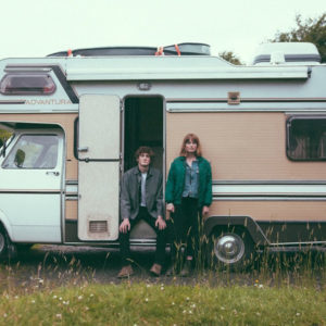 El dúo de folk alternativo Ardyn comparte su más reciente videoclip.