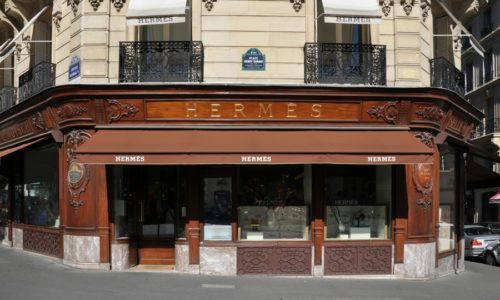 Hermès mantiene el pulso a la incertidumbre de los mercados.