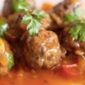 Albóndigas de carne con tomate, curry, jengibre y…