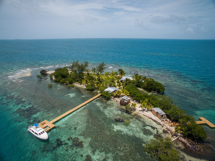 imagen 4 de Coral Caye, la isla privada de la familia Coppola.