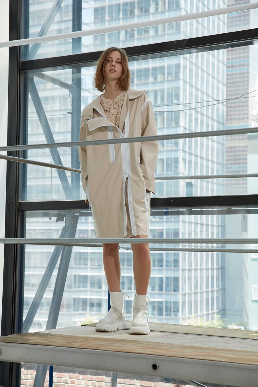 imagen 6 de Diseños monocromáticos para la mujer DKNY.