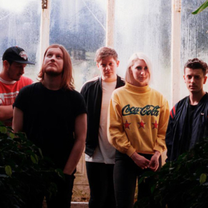 El pegajoso sonido ochentero de los británicos Fickle Friends.