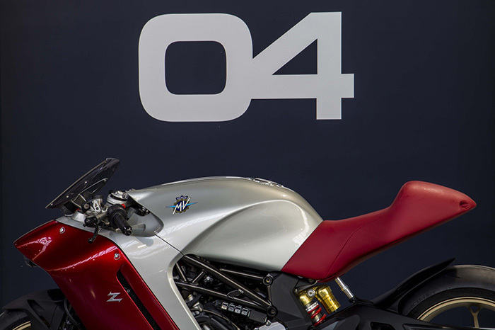 imagen 8 de MV Agusta F4Z. La motocicleta que se sueña pero no se toca.