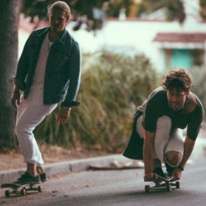 Al selvático sonido de Frenship se le une la etérea voz de Emily Warren.