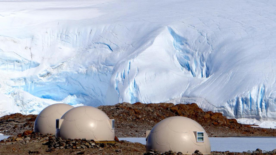 imagen 1 de Glamping en la Antártida en domos de cinco estrellas.