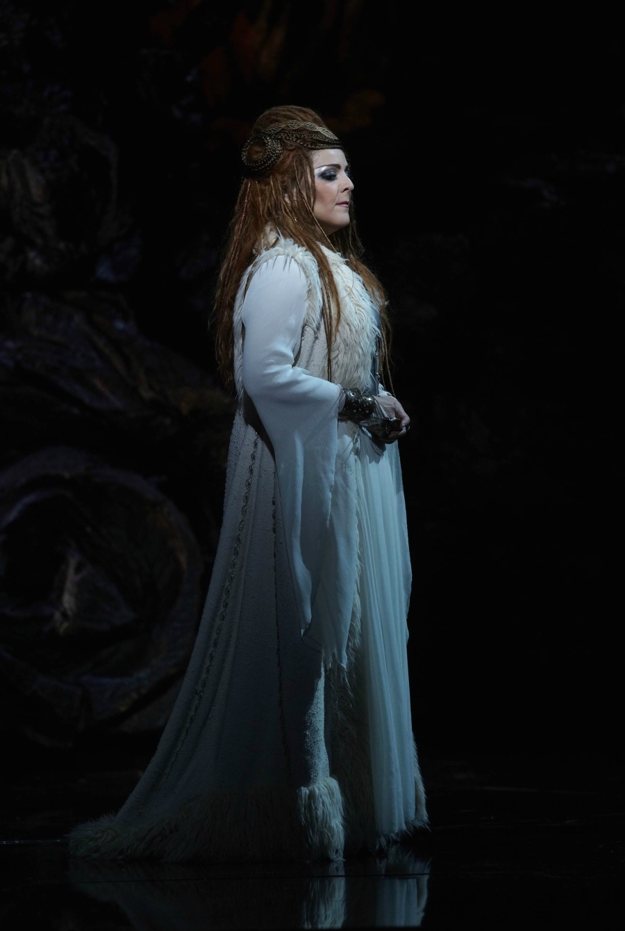 imagen 6 de Norma regresa al Teatro Real tras un siglo de ausencia.