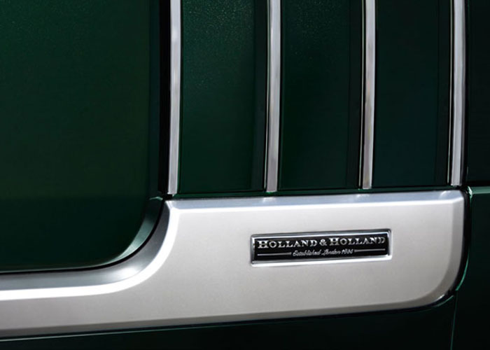 imagen 5 de Range Rover Holland & Holland, o como ser el más elegante en cualquier terreno.