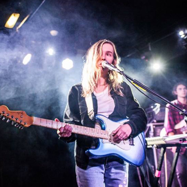 imagen 4 de Amber Bain, alias The Japanese House, publica un nuevo EP.