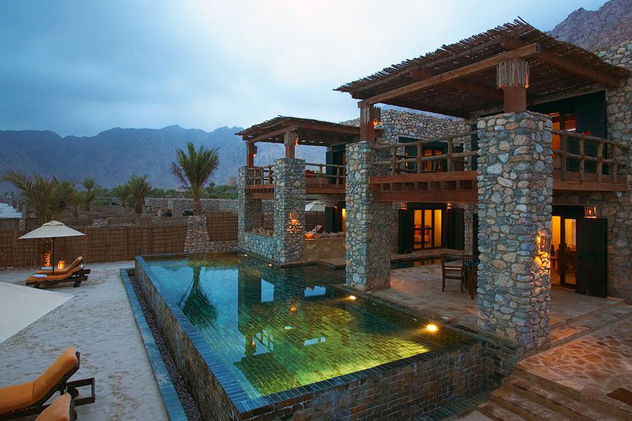 imagen 1 de La villa más excepcional de Oriente, frente a las costas de Omán.