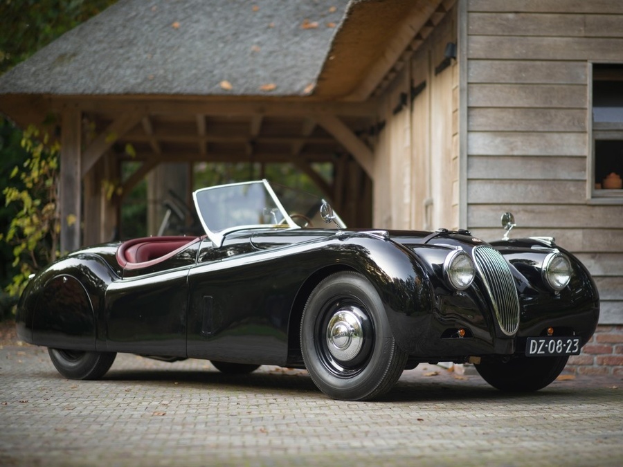 imagen 4 de Se vende un Jaguar XK de 1952 por 124.500 euros.