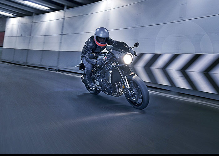 imagen 10 de Yamaha XSR900 Abarth. Este año los Reyes Magos vienen en abril.