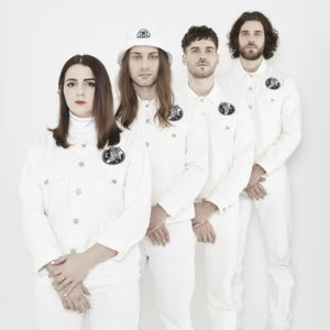 Desde París, una banda con futuro llamada Las Aves.