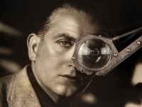 Fritz Lang, el cineasta que filmó un mundo sin equivalencia en la historia de lo imaginario.