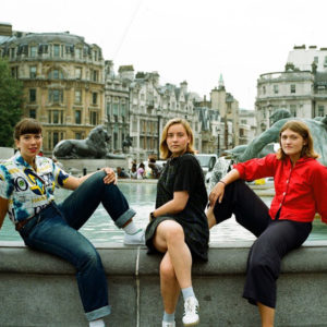 A veces la música puede ser maravillosamente sencilla, Girl Ray.